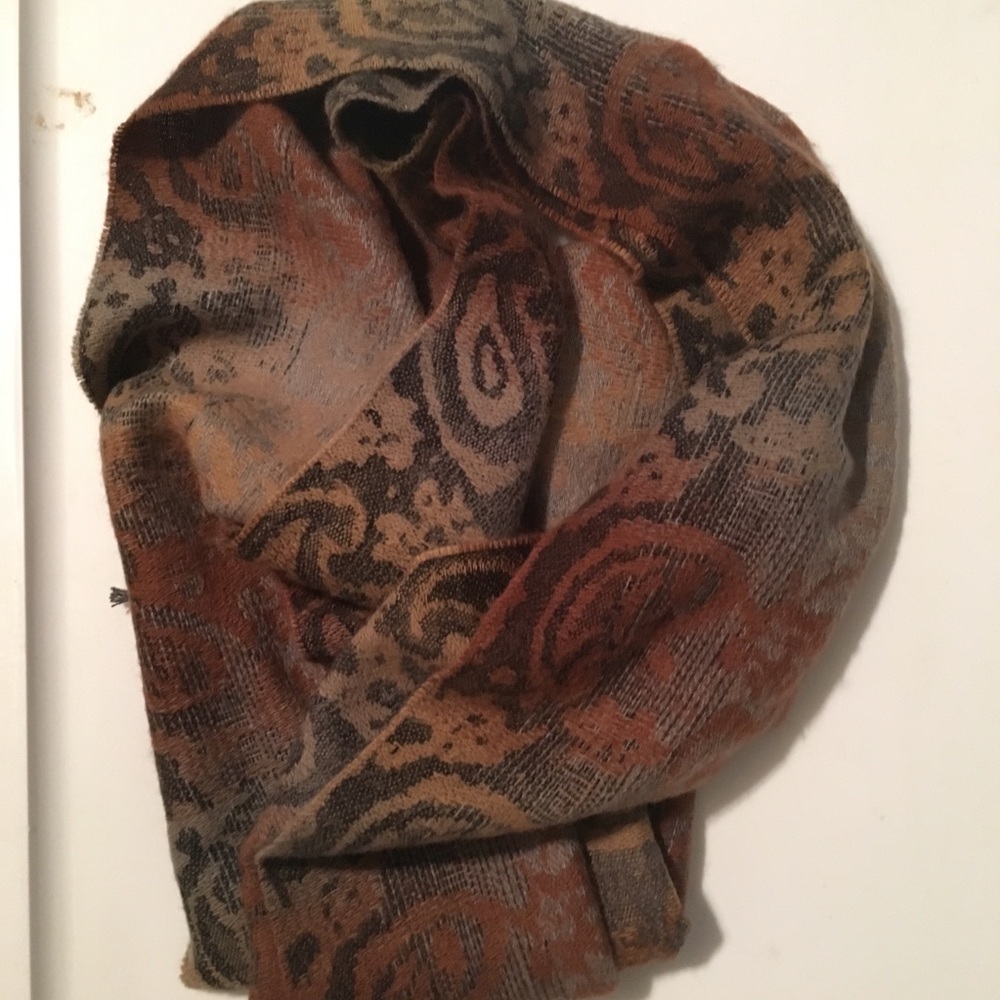 Cejon Scarf
